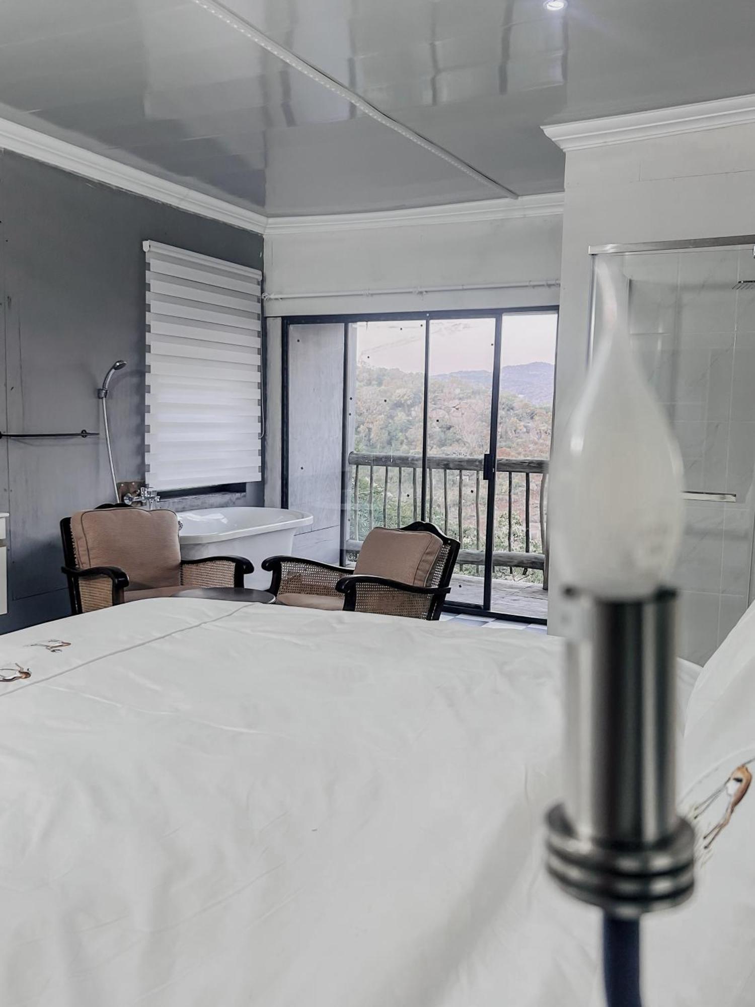 View Inn Exclusive Lodge Mbombela Kültér fotó
