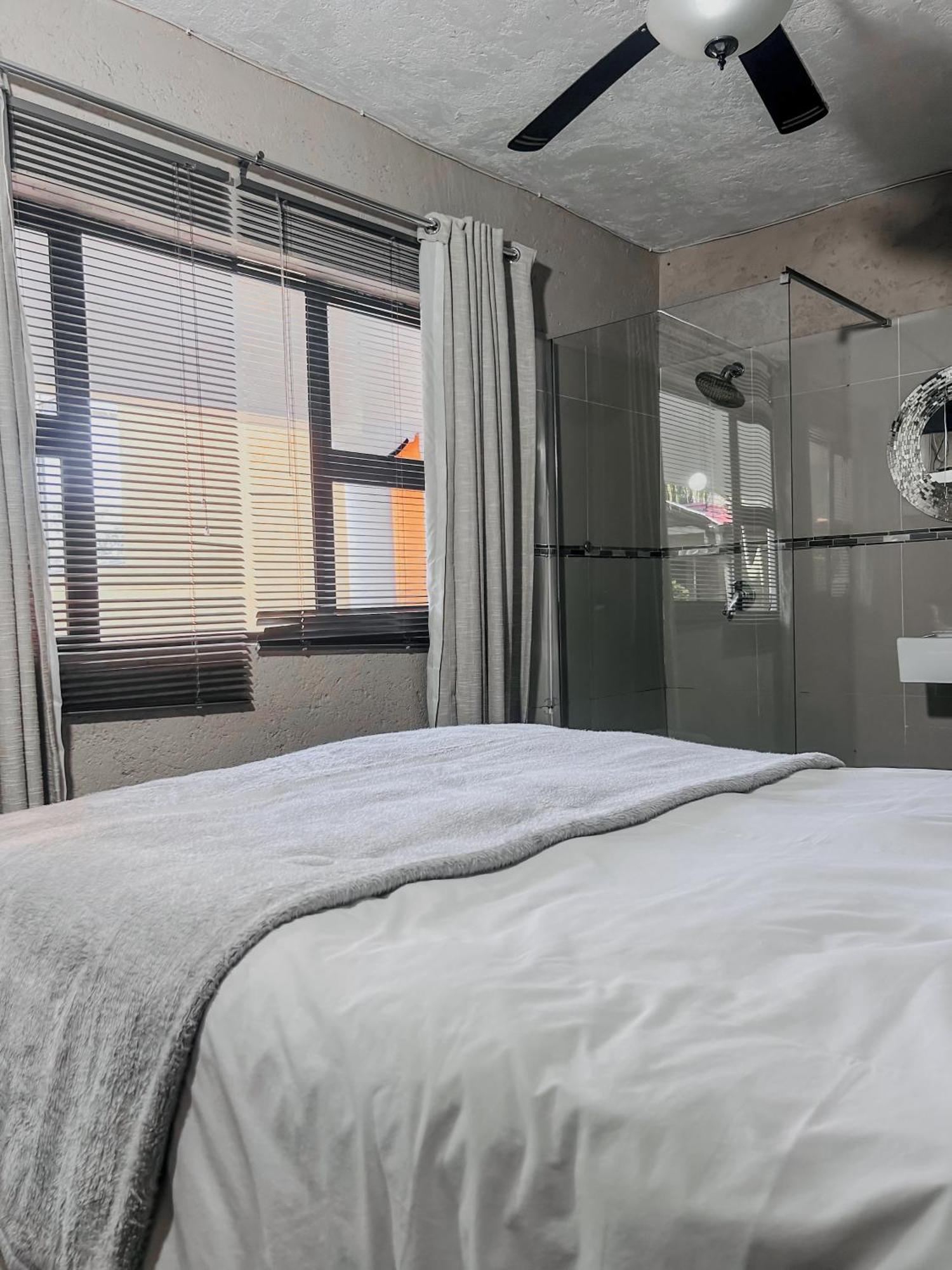 View Inn Exclusive Lodge Mbombela Kültér fotó